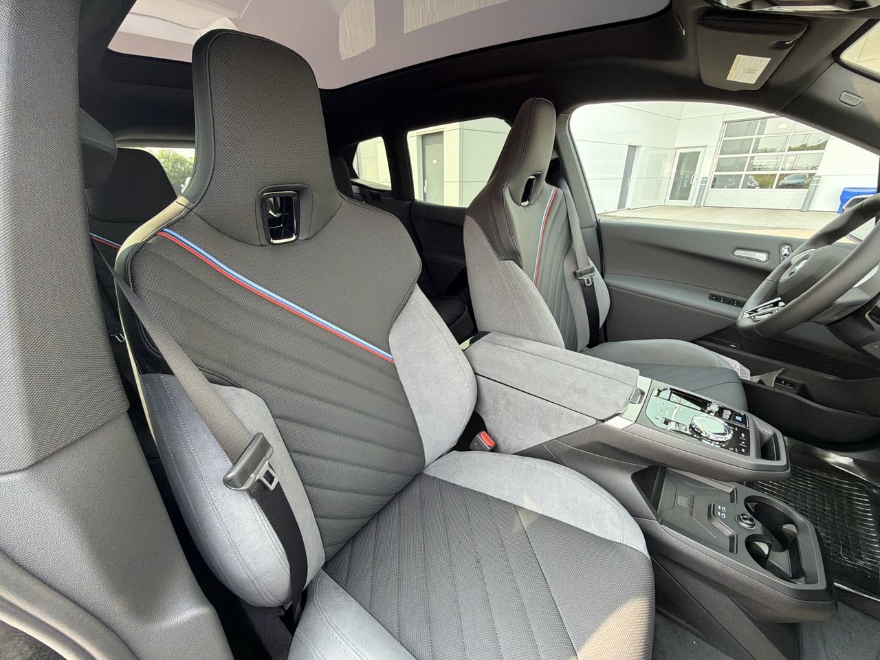 2026 BMW iX