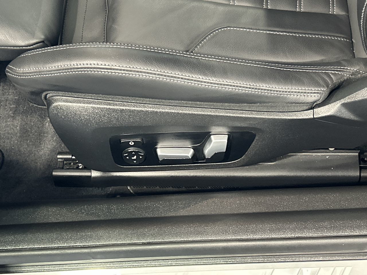 2023 BMW M2 in Aurora, Ontario
