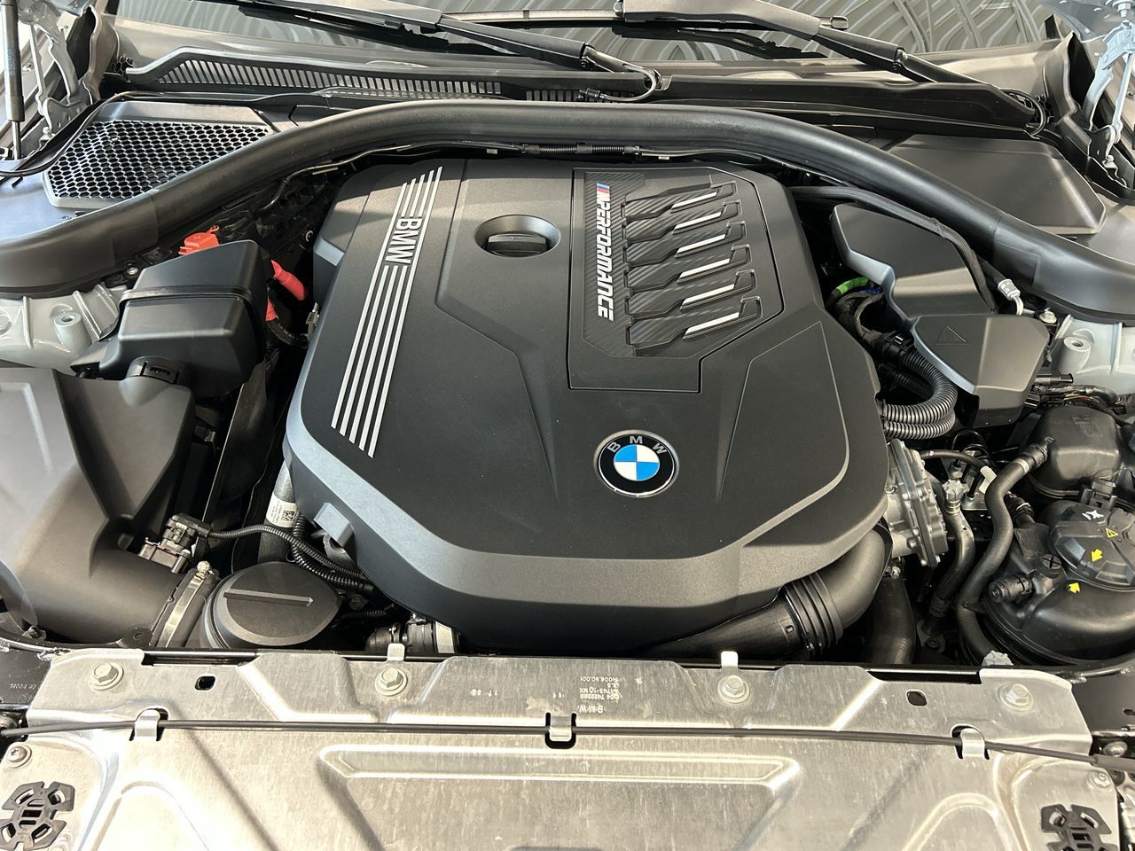 2022 BMW M240i