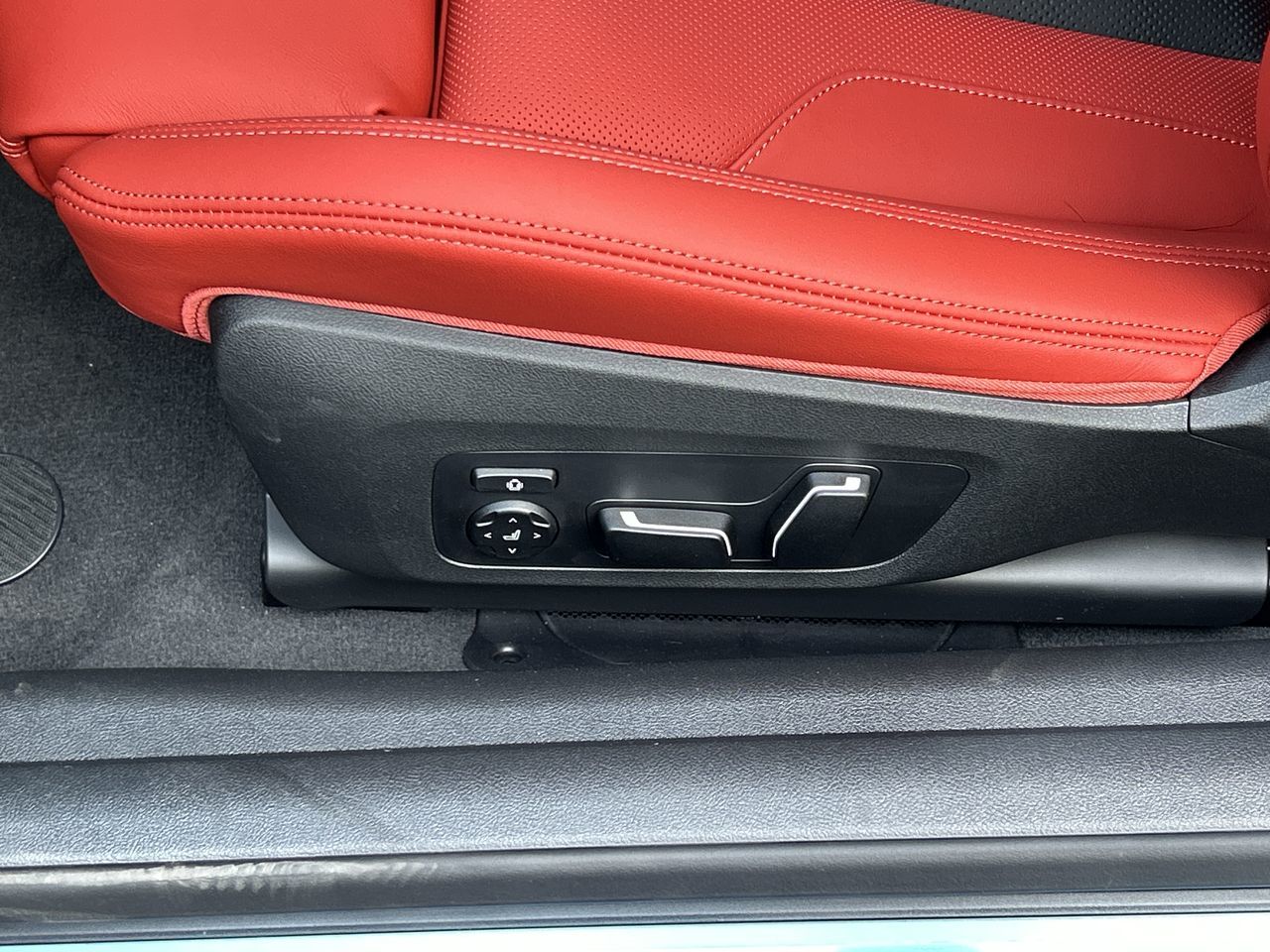 2026 BMW M4 CONVERTIBLE in Aurora, Ontario