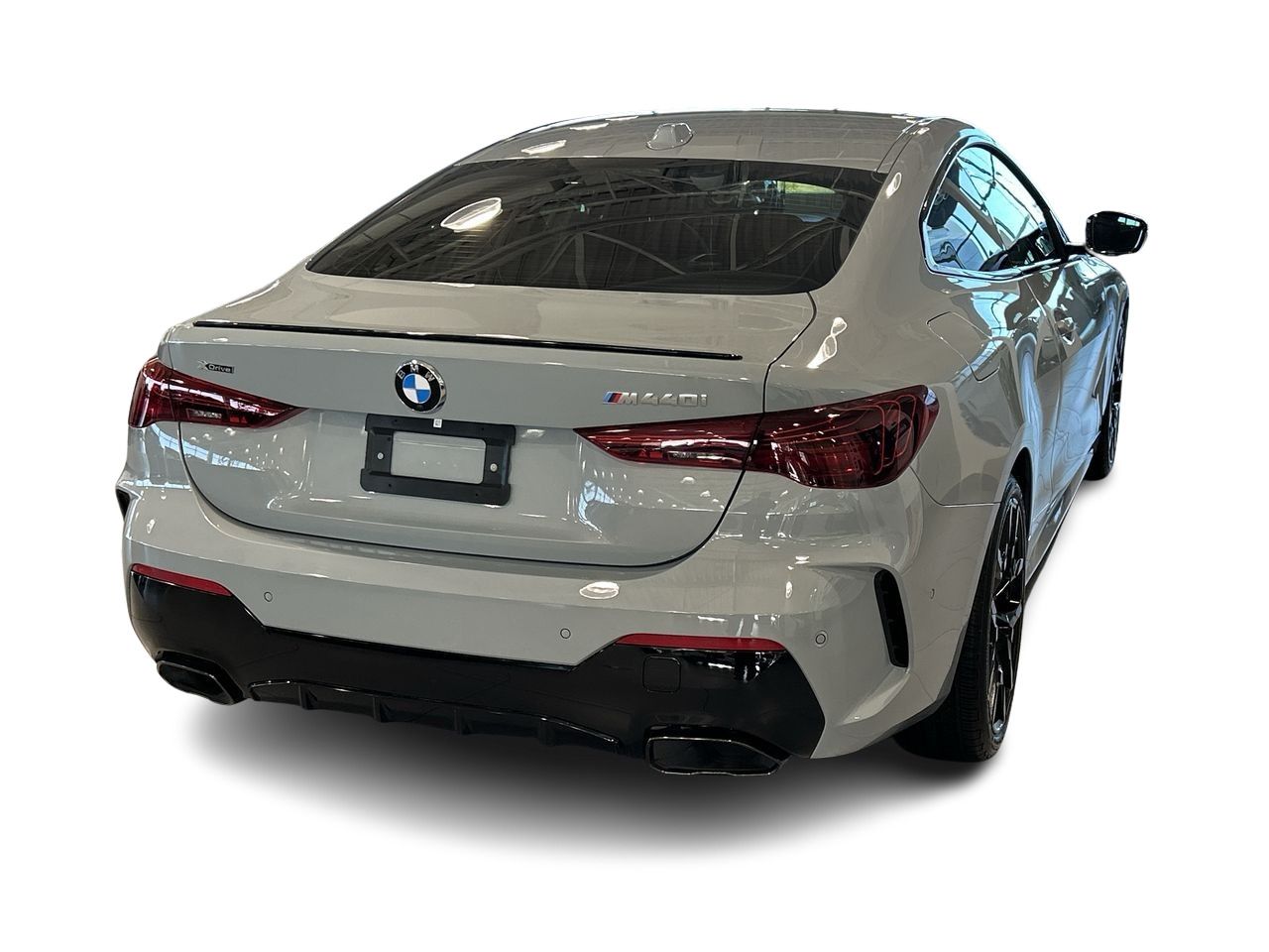 2025 BMW M440i