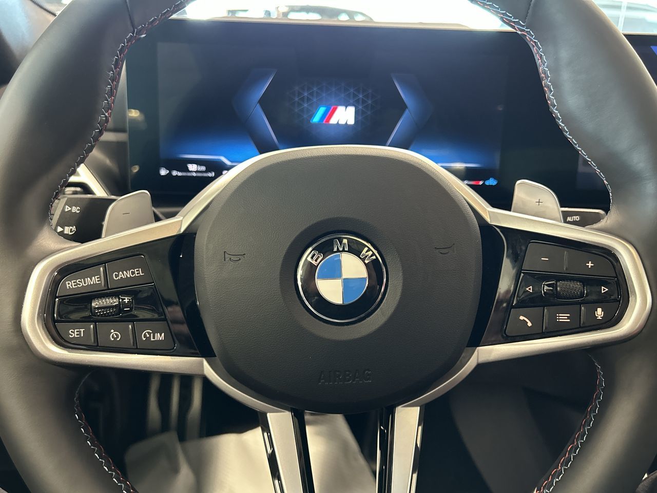 2025 BMW M440i