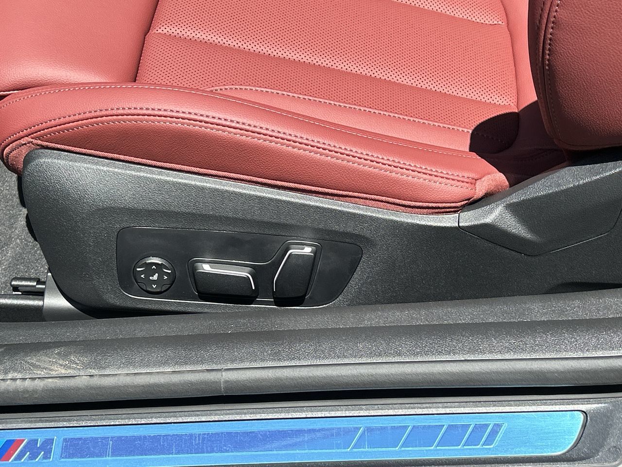 2025 BMW M440i
