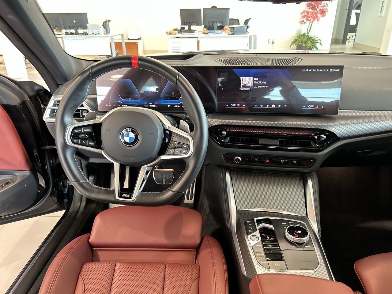 2025 BMW M440i