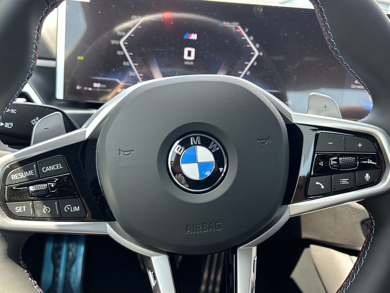2025 BMW M440i