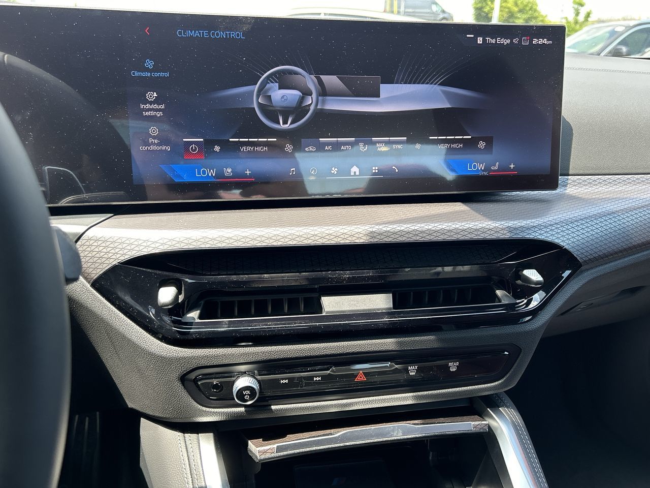 2025 BMW M440i