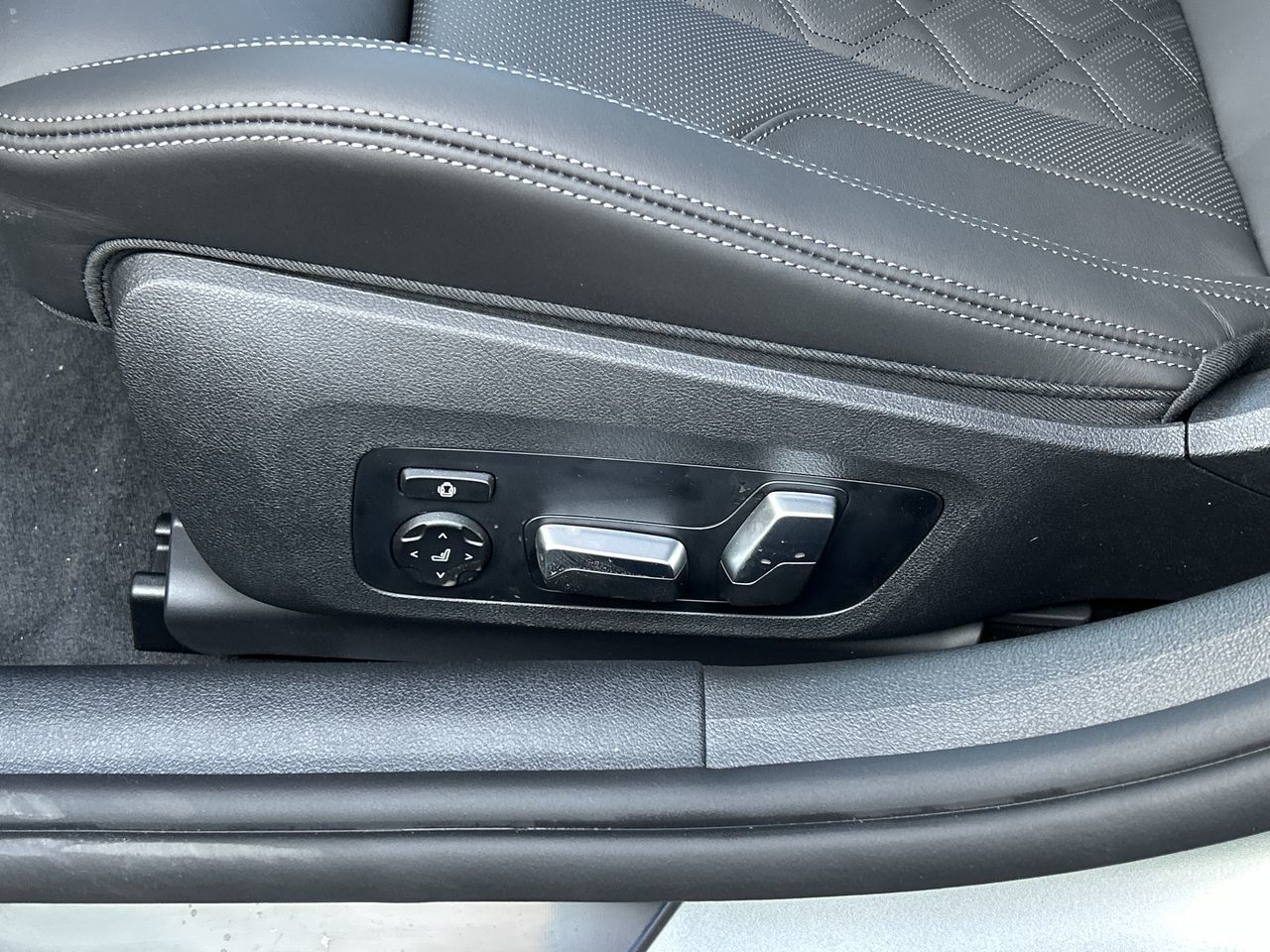2025 BMW M8 Gran Coupe in Aurora, Ontario