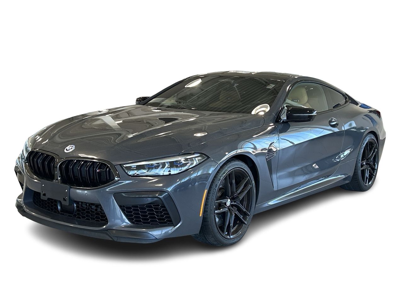 2022 BMW M8