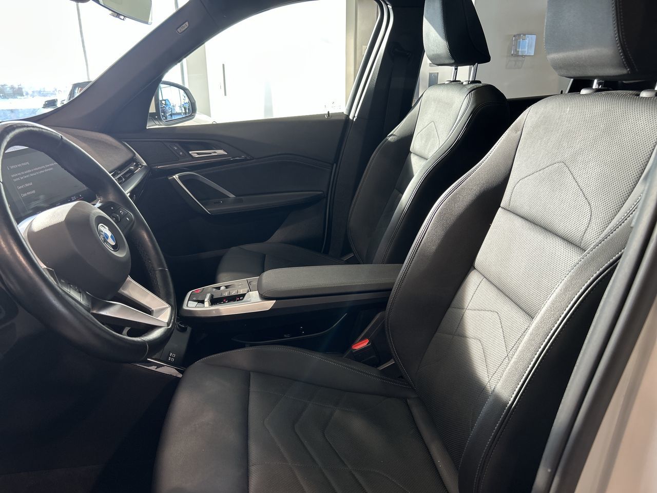 BMW X1  2023 à Aurora, Ontario