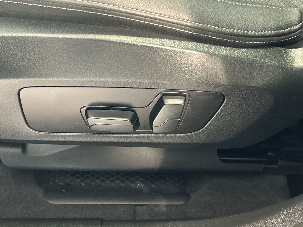 BMW X1  2023 à Aurora, Ontario