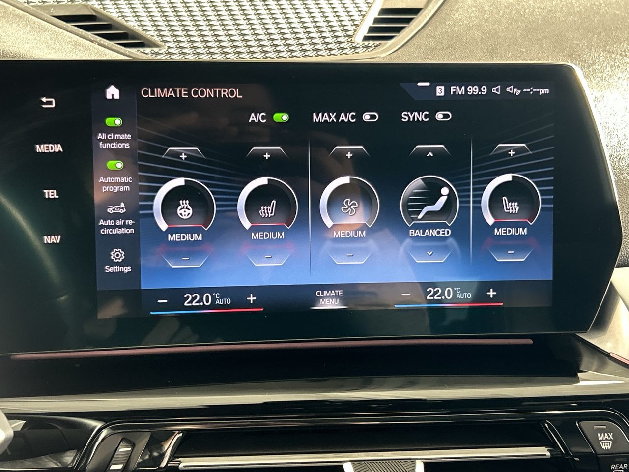 BMW X1  2023 à Aurora, Ontario