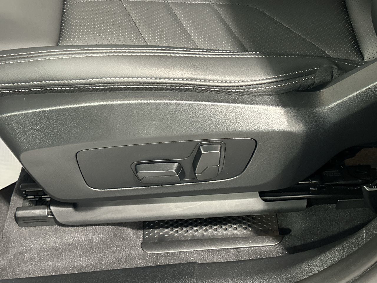 2024 BMW X1 in Aurora, Ontario