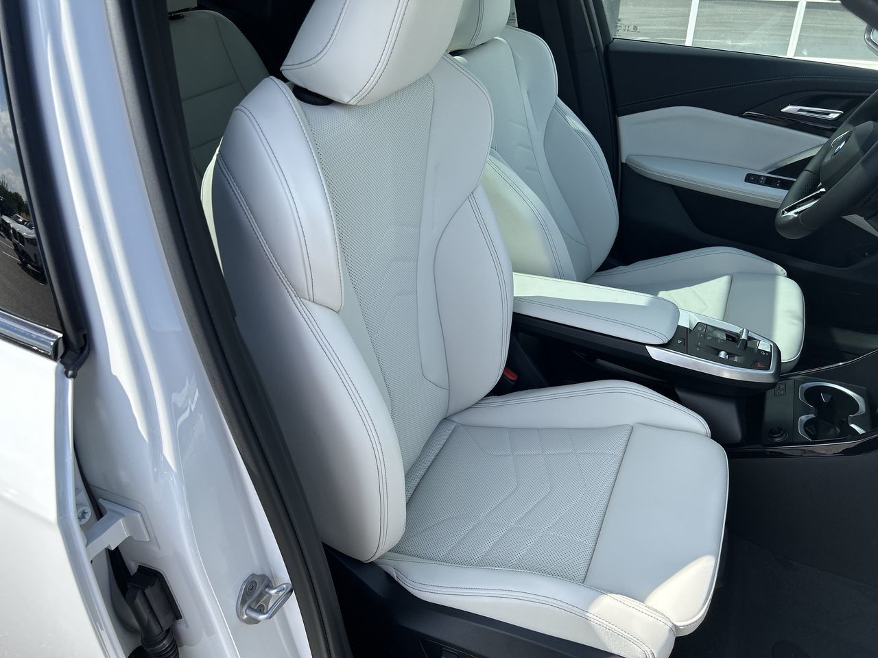 2027 BMW X1 in Aurora, Ontario