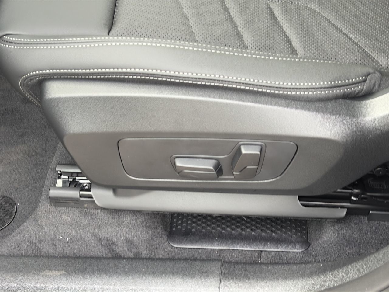 2027 BMW X1 in Aurora, Ontario