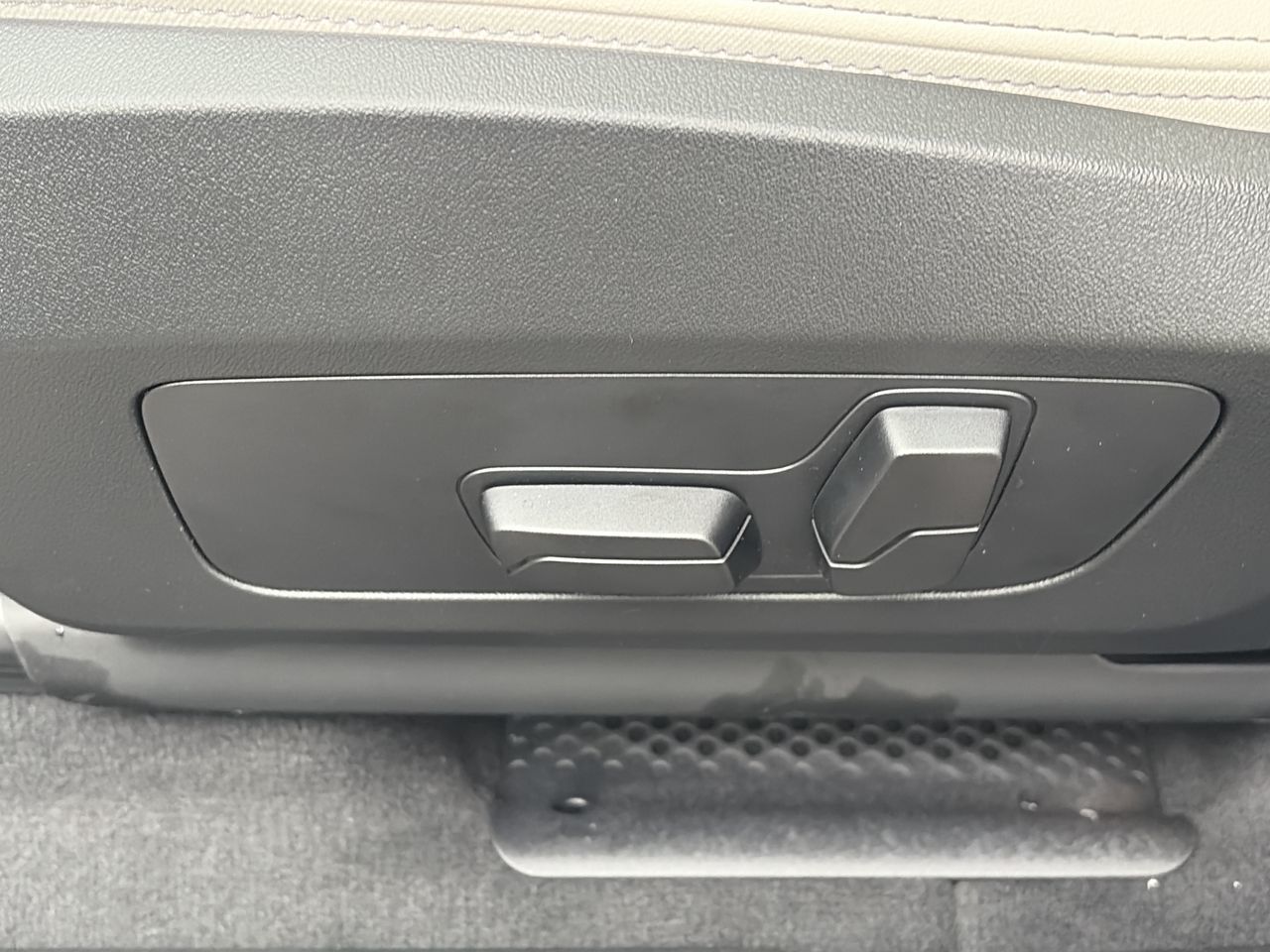 2027 BMW X1