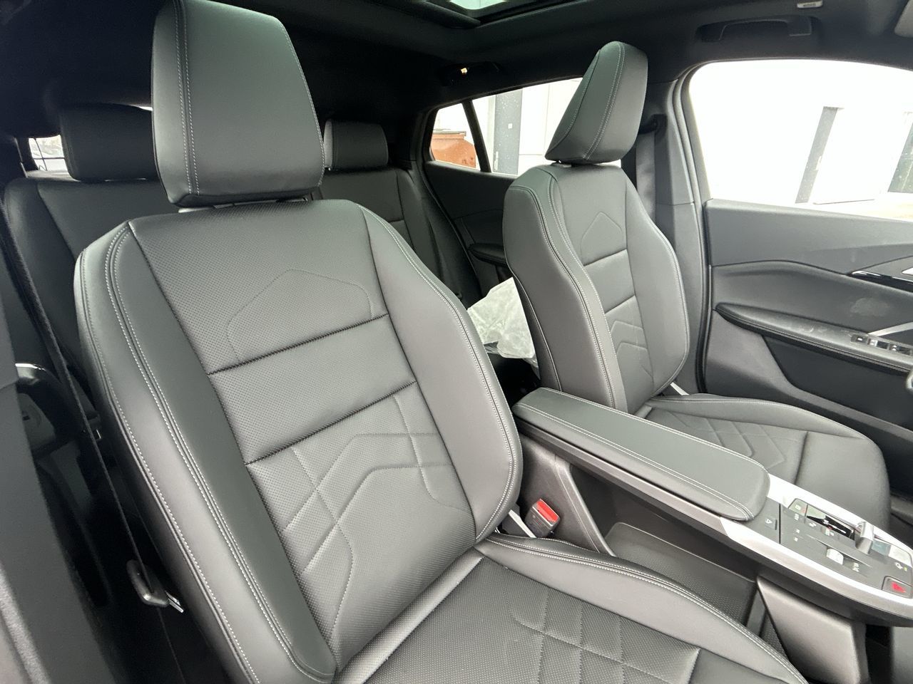 2025 BMW X2 in Aurora, Ontario
