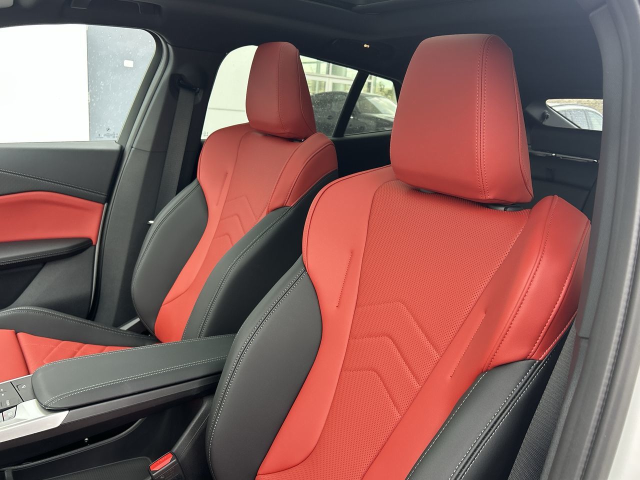 BMW X2  2025 à Aurora, Ontario