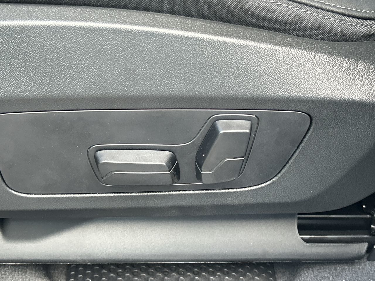 2026 BMW X2 in Aurora, Ontario