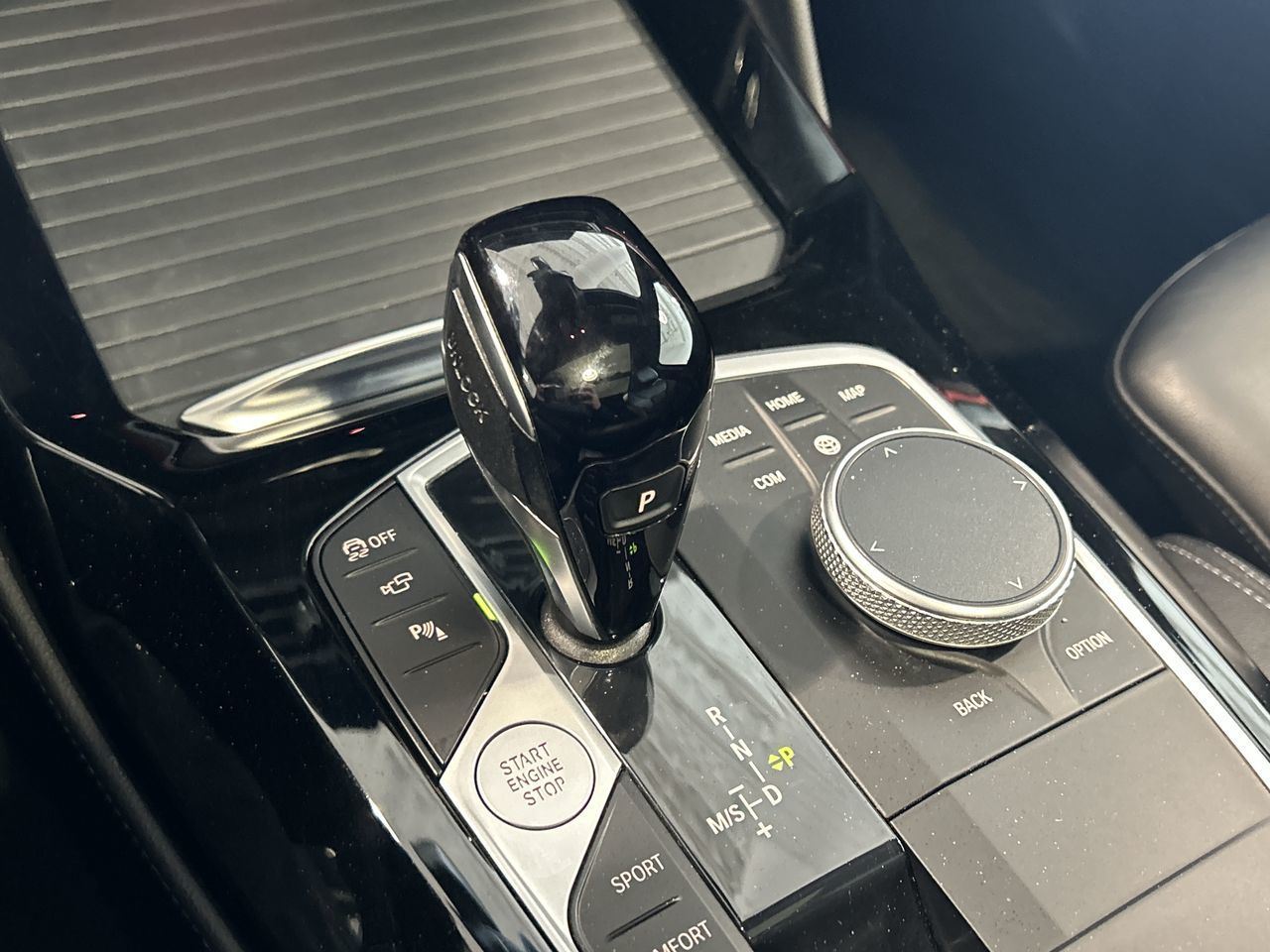 2022 BMW X4 in Aurora, Ontario
