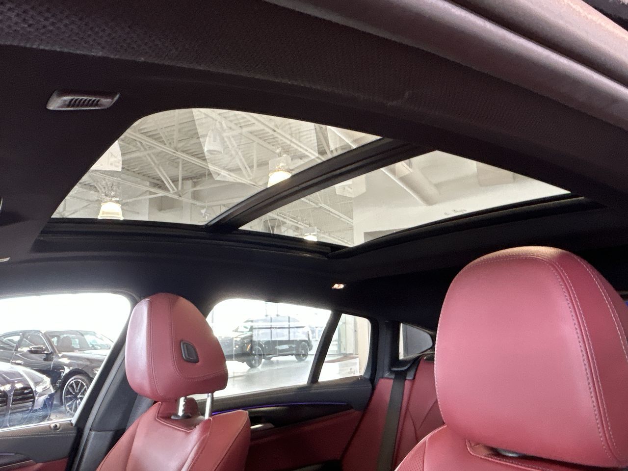 BMW X4  2022 à Aurora, Ontario