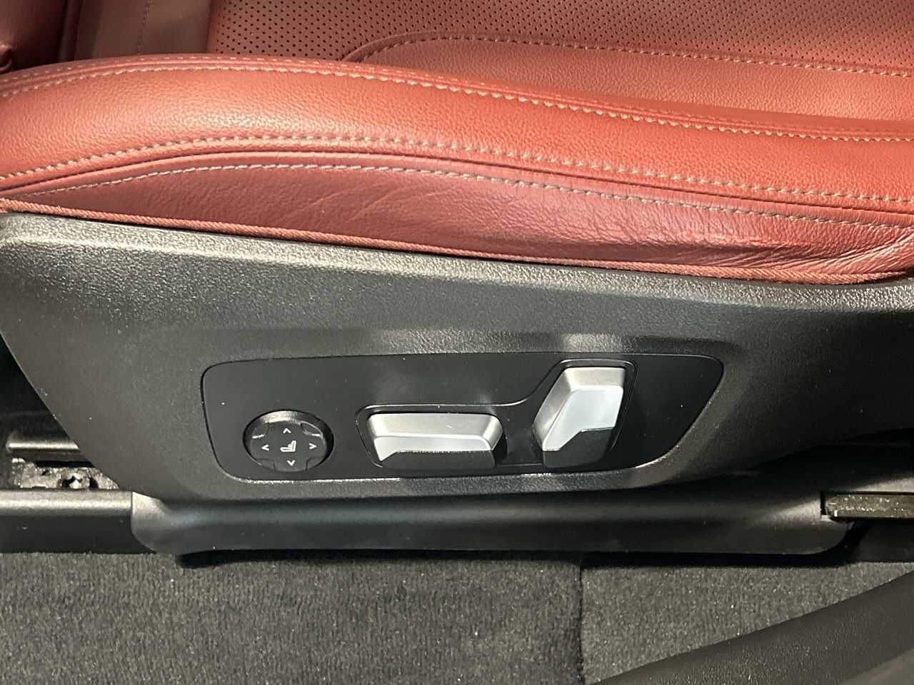 BMW X4  2022 à Aurora, Ontario