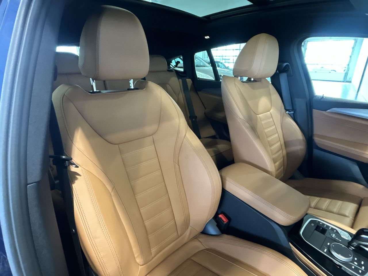 2023 BMW X4 in Aurora, Ontario
