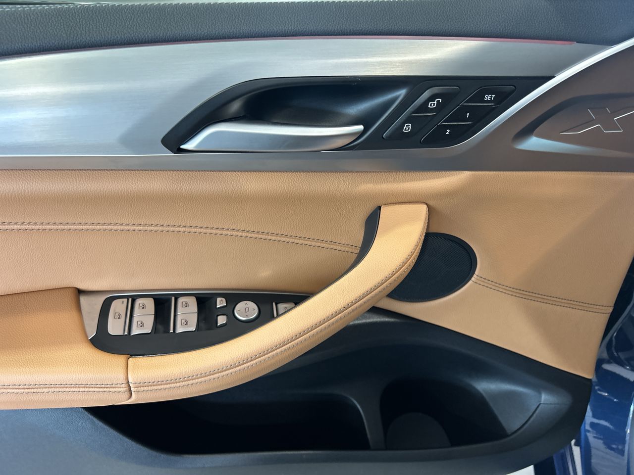 2023 BMW X4 in Aurora, Ontario
