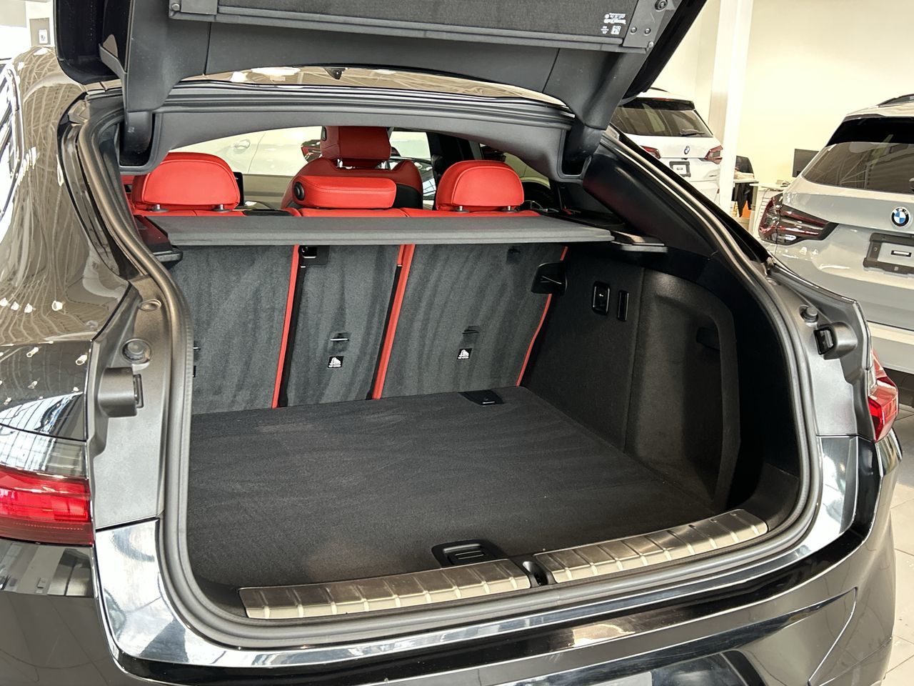 2023 BMW X4 in Aurora, Ontario