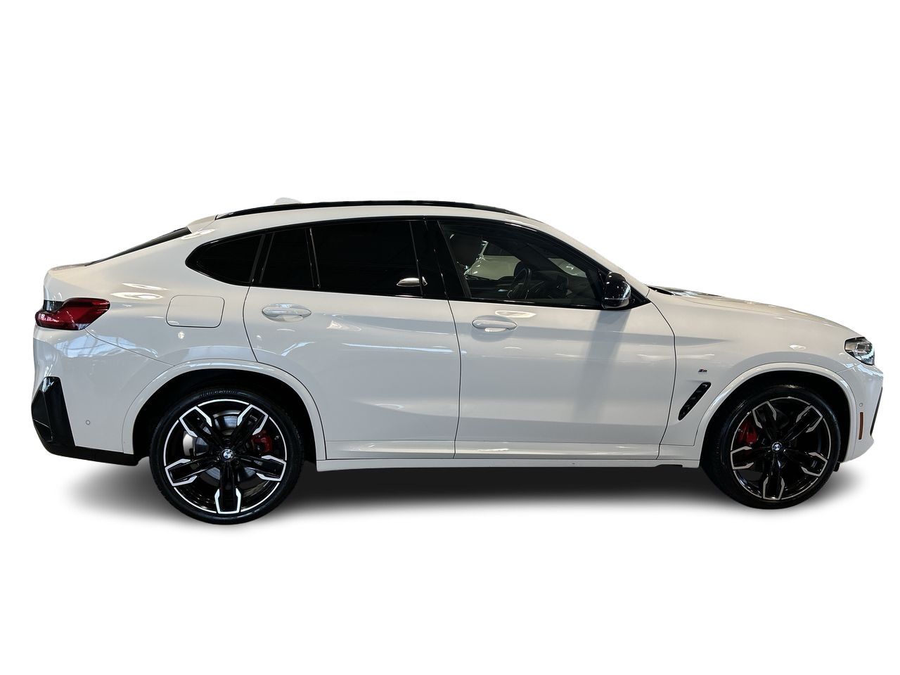 2023 BMW X4