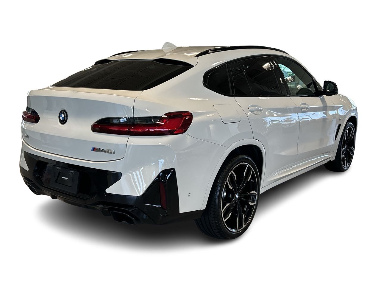 2023 BMW X4