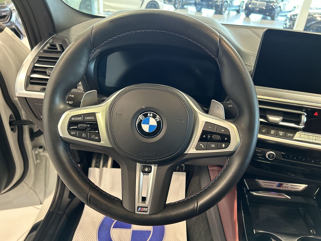 2023 BMW X4