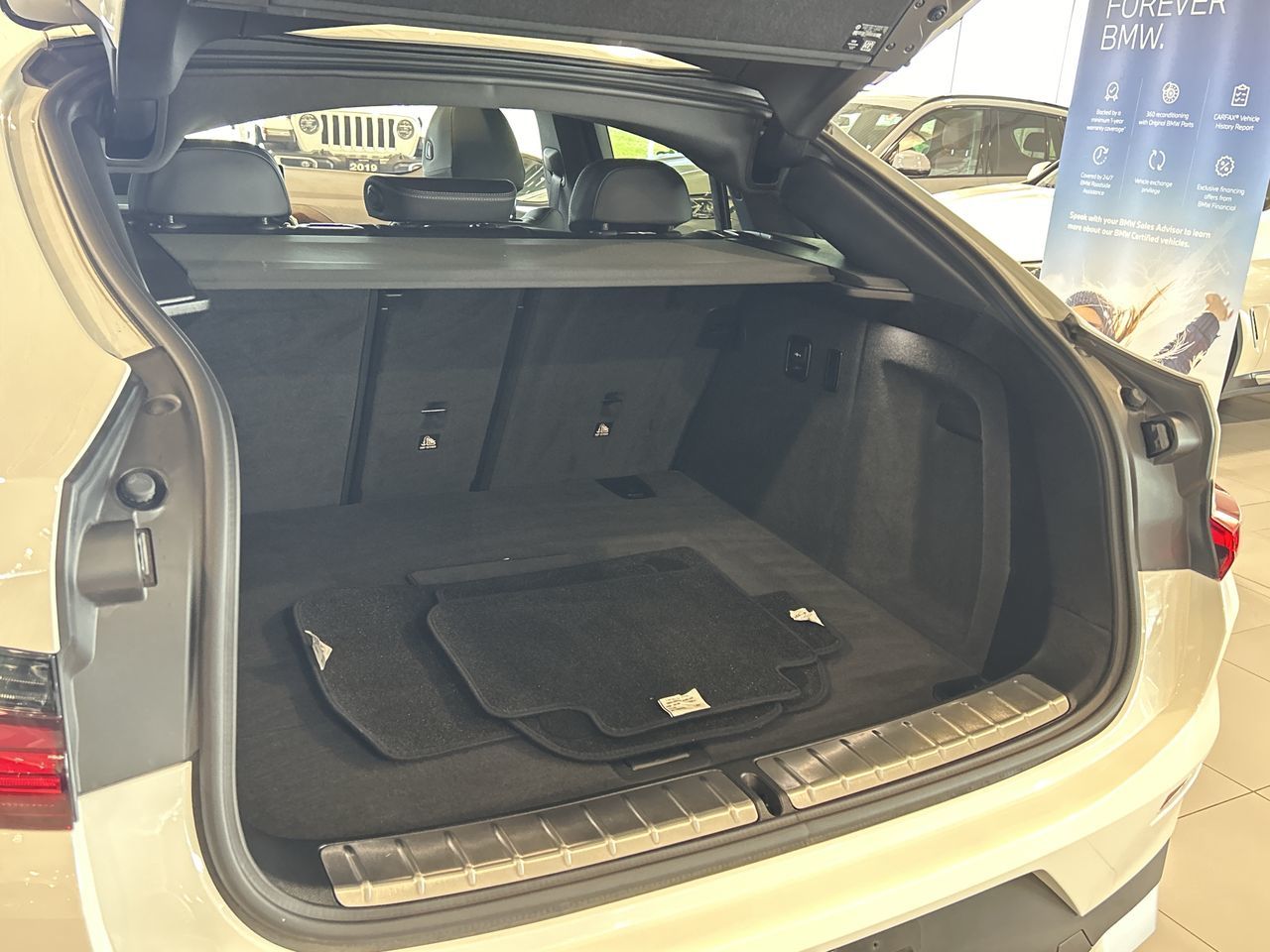2024 BMW X4 in Aurora, Ontario