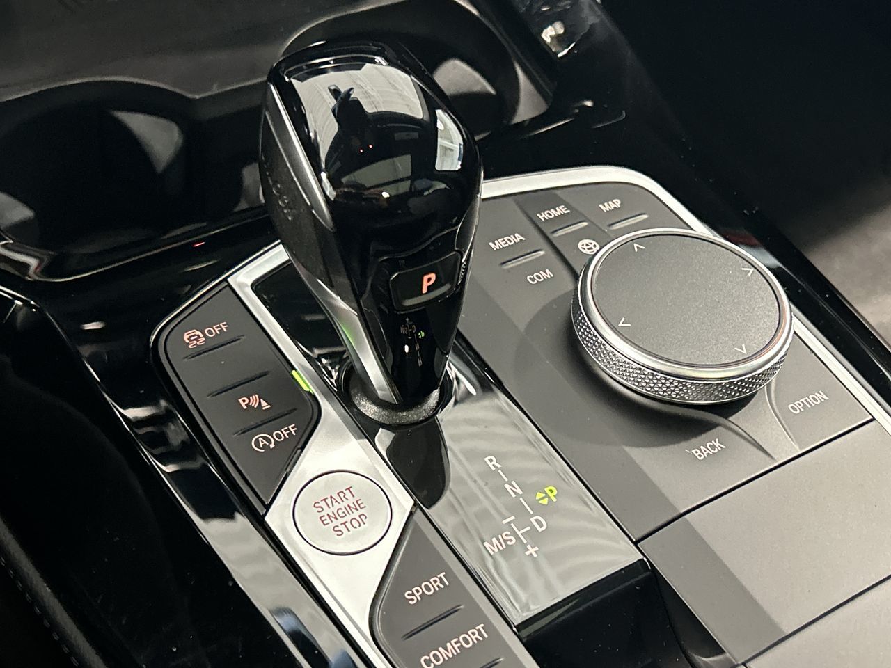 2024 BMW X4 in Aurora, Ontario