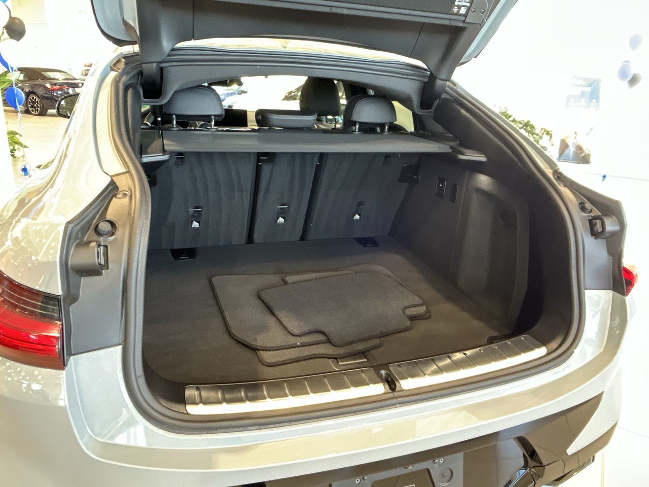2025 BMW X4 in Aurora, Ontario