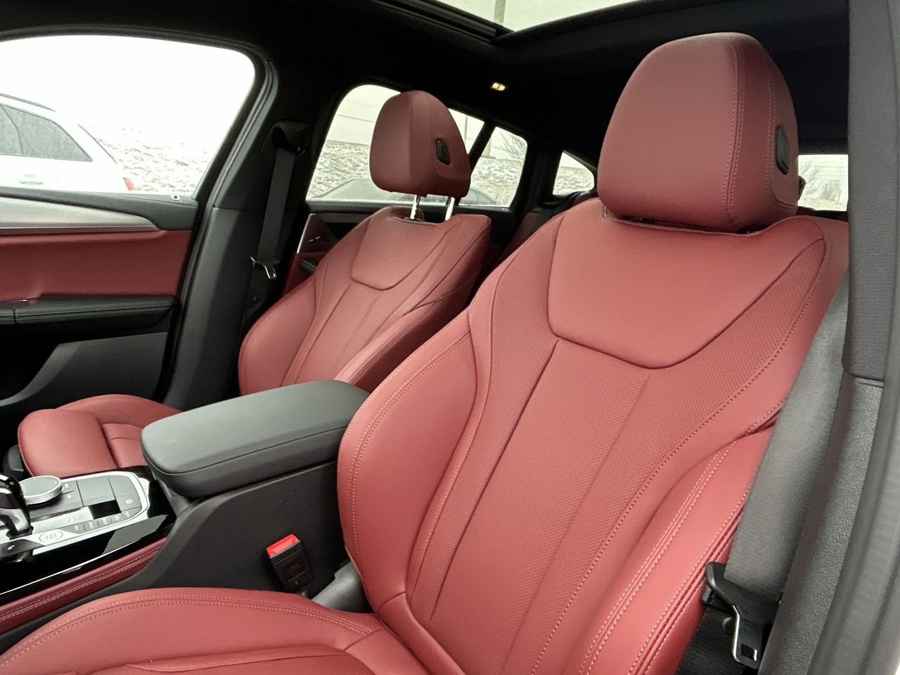 2025 BMW X4 in Aurora, Ontario