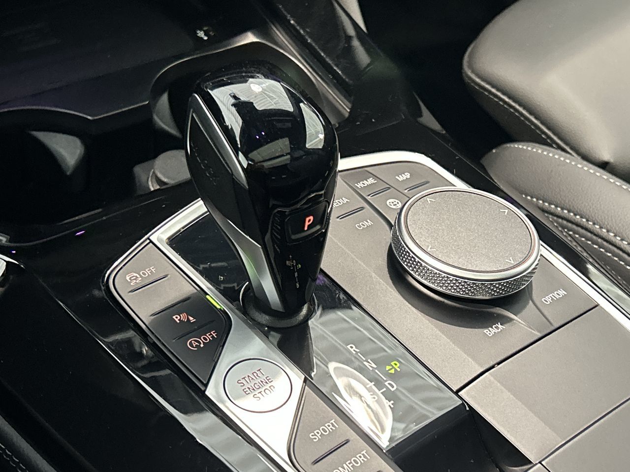 2025 BMW X4 in Aurora, Ontario