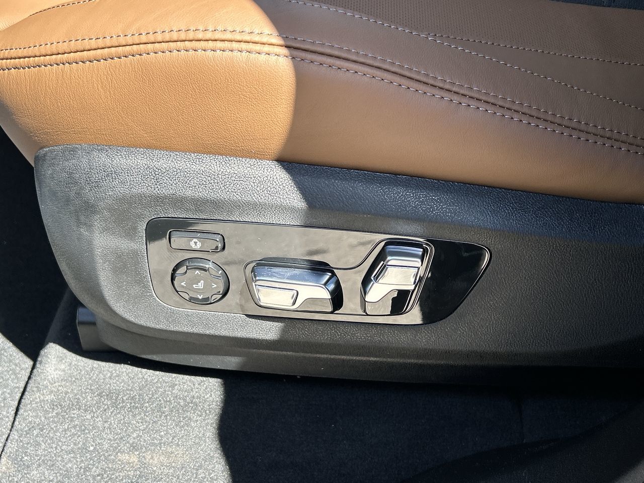 2025 BMW X5 M in Aurora, Ontario