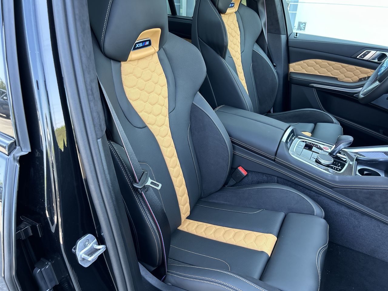 2026 BMW X5 M in Aurora, Ontario
