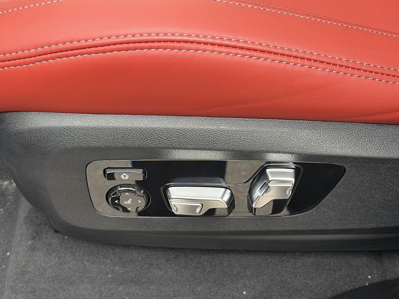 2026 BMW X5 M