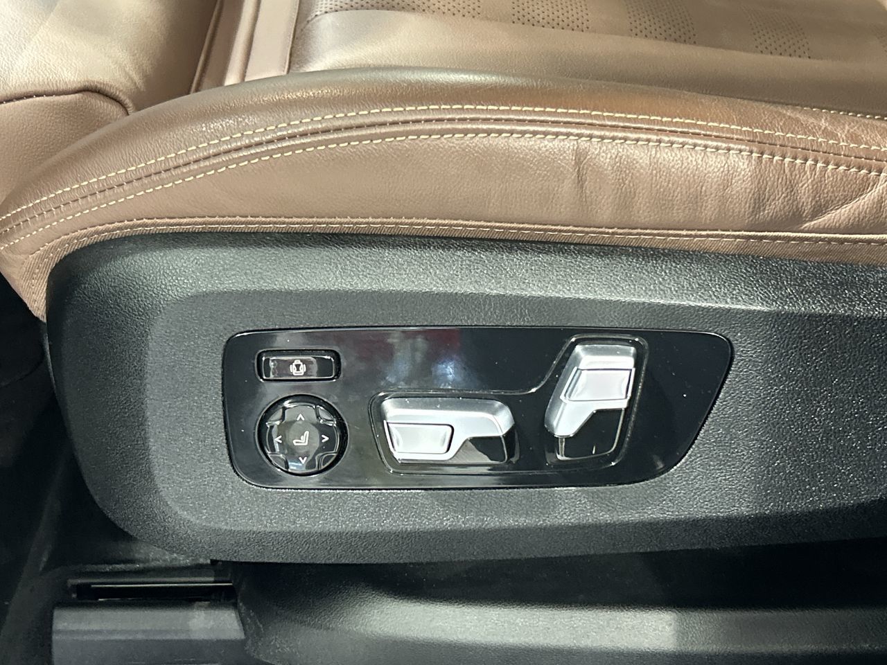 2022 BMW X5 in Aurora, Ontario