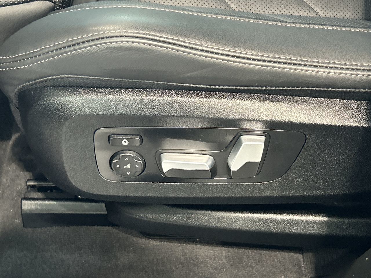BMW X5  2024 à Aurora, Ontario