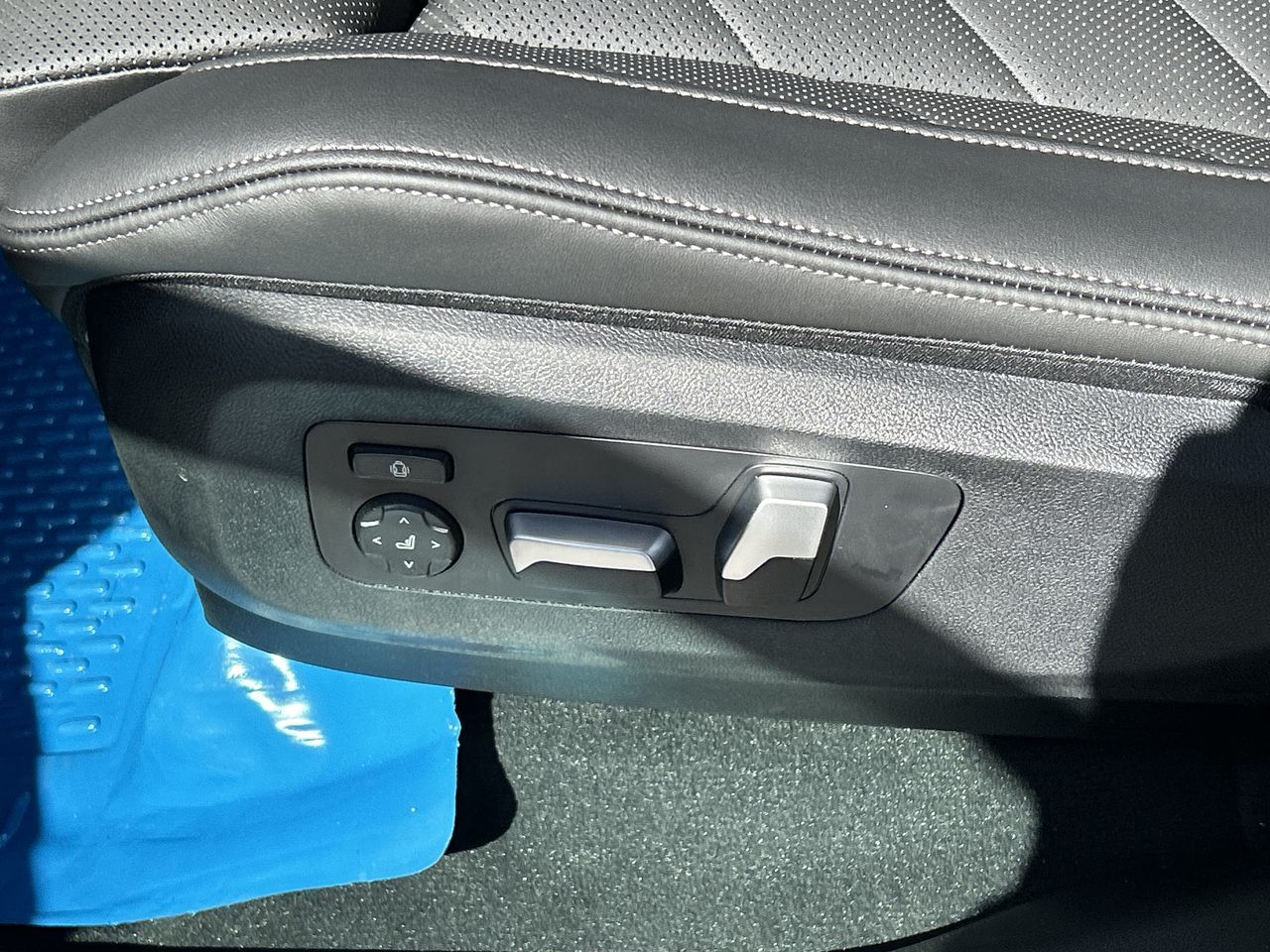 2024 BMW X5 in Aurora, Ontario