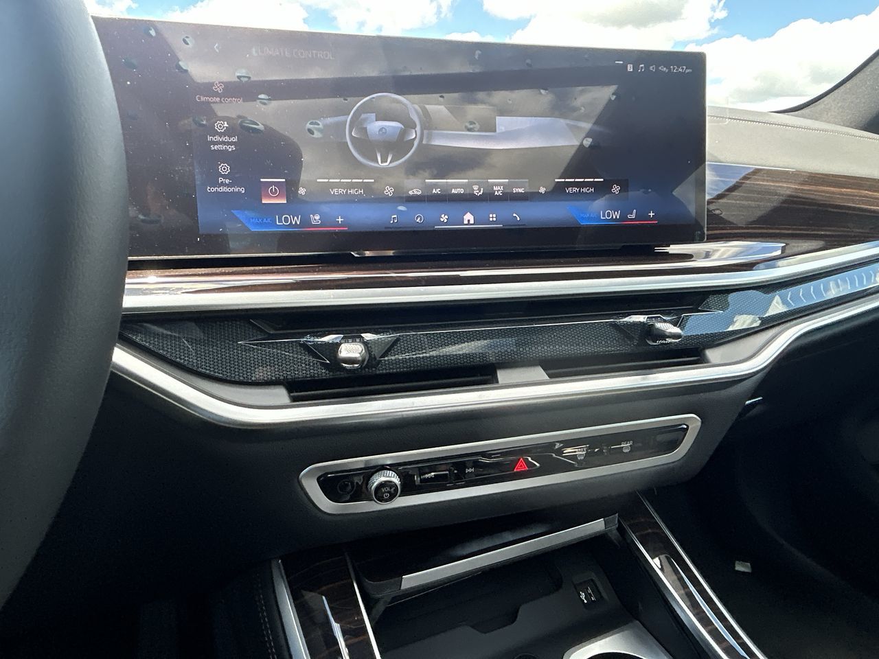 2025 BMW X5 in Aurora, Ontario