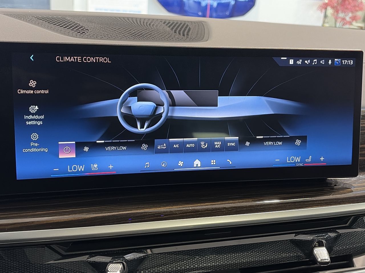 2025 BMW X5 in Aurora, Ontario
