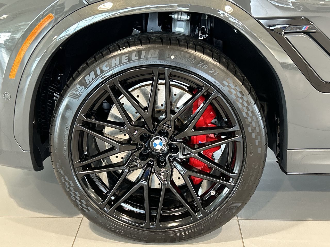 2027 BMW X6 M in Aurora, Ontario