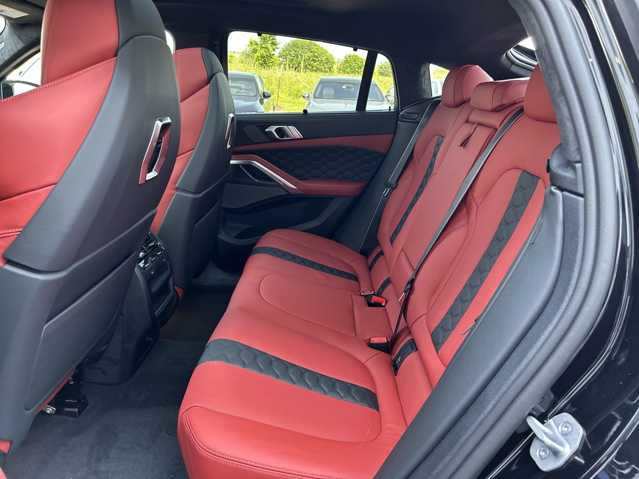 2027 BMW X6 M