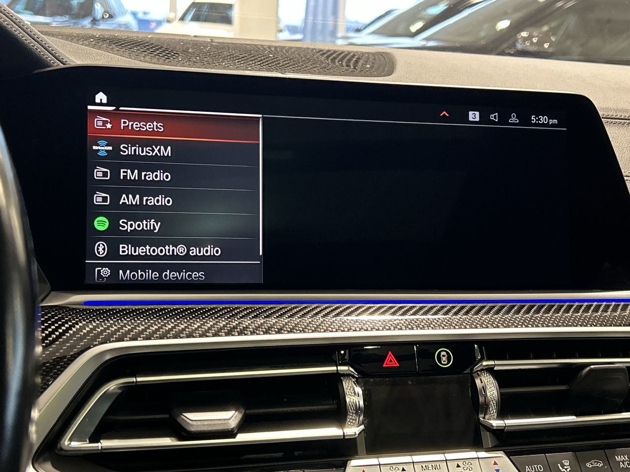 2023 BMW X6 xDrive40i in Aurora, Ontario