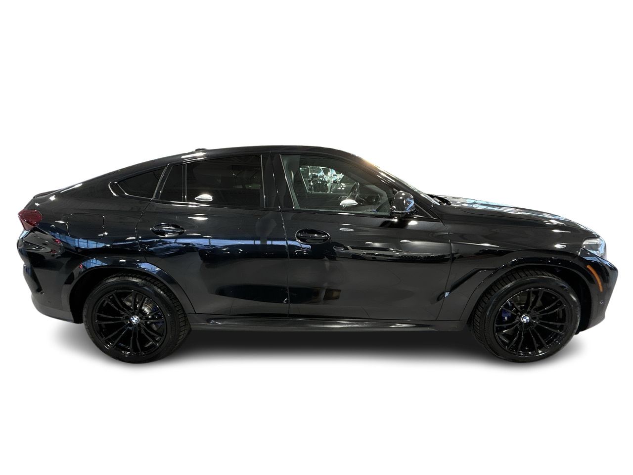 2023 BMW X6 xDrive40i in Aurora, Ontario