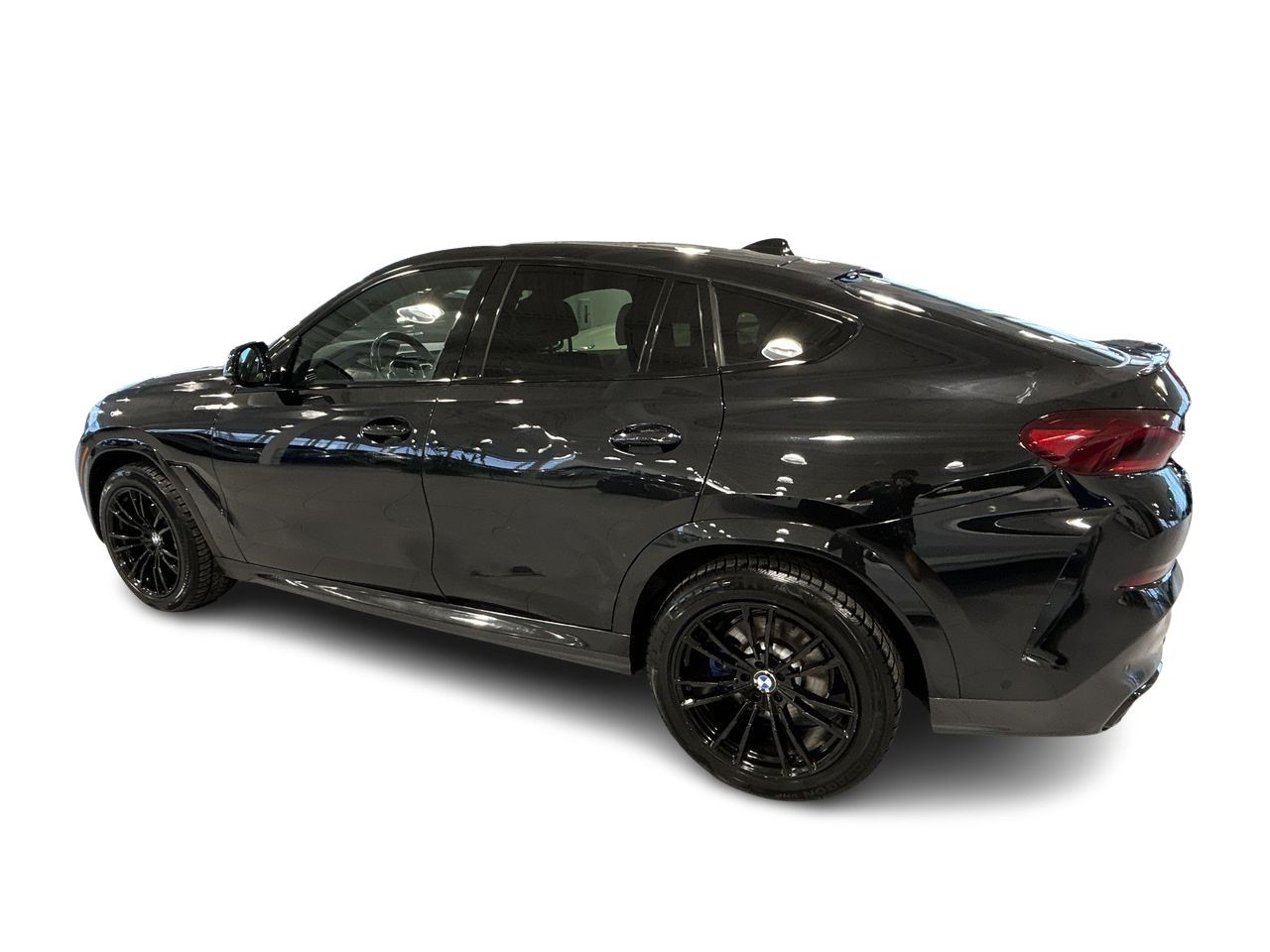 2023 BMW X6 xDrive40i in Aurora, Ontario