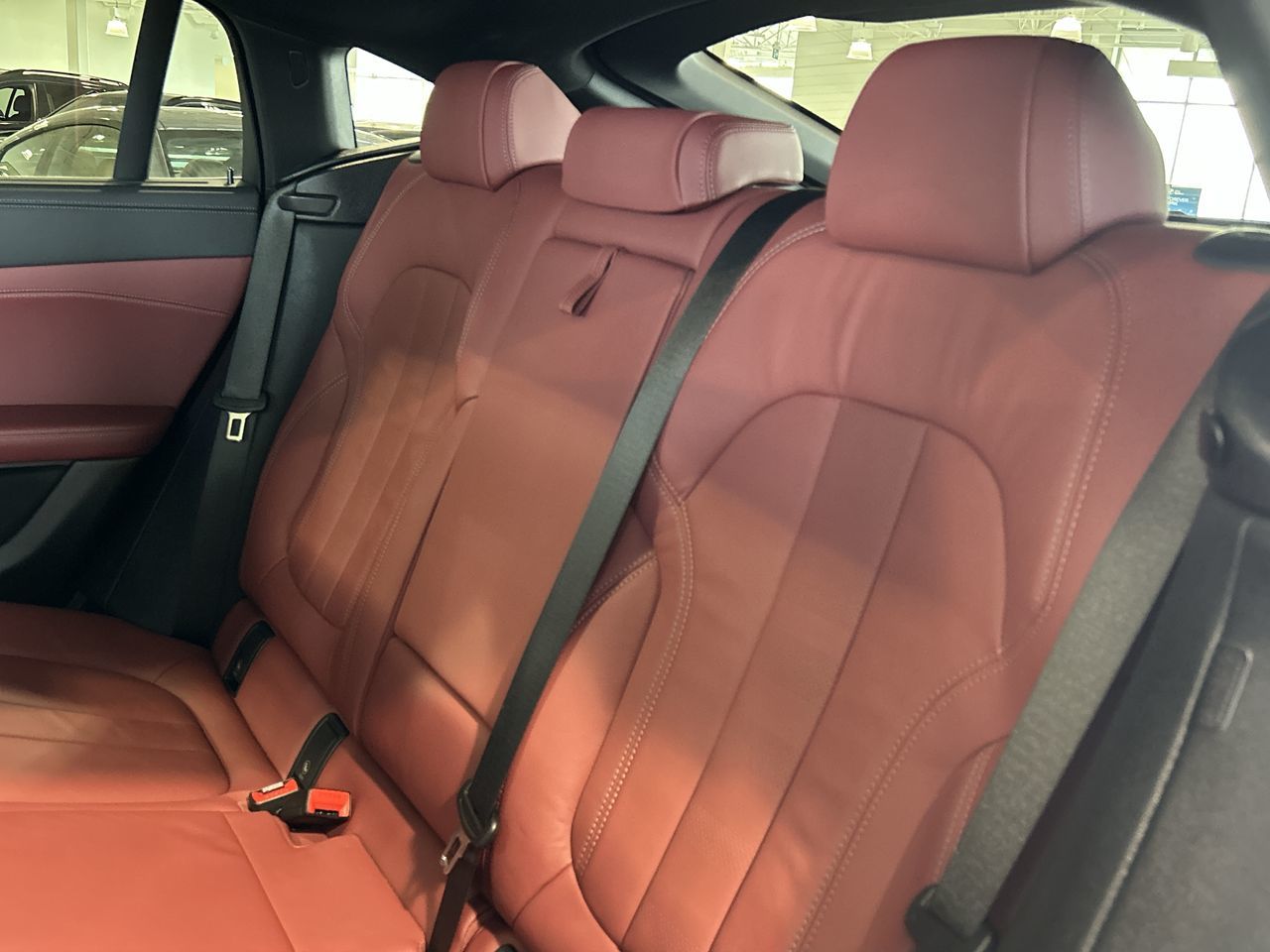 2022 BMW X6 in Aurora, Ontario